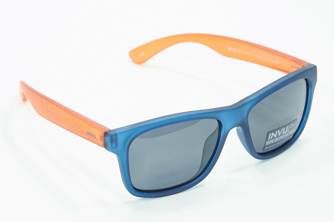 Солнцезащитные очки  Invu K2704C (+) - 2